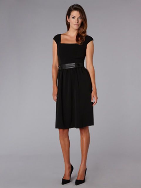 ein David Meister kleines schwarzes Kleid