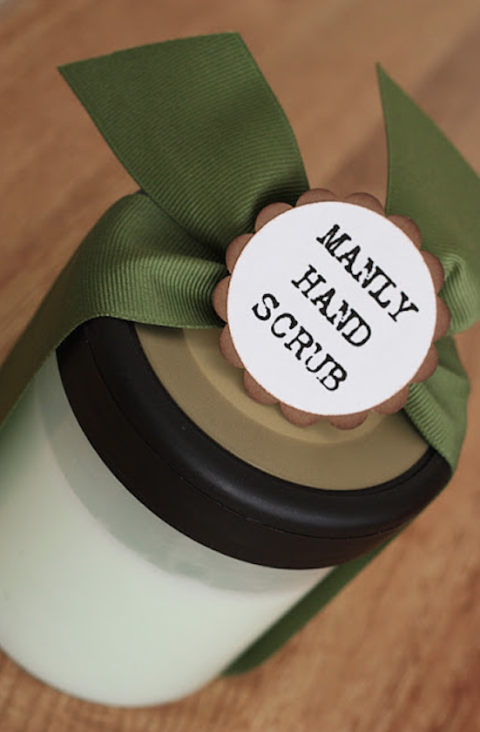 Männliches Handpeeling