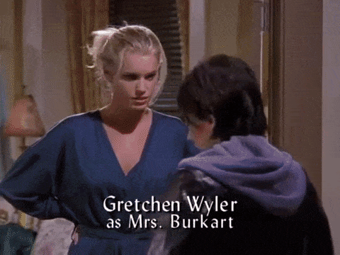 Monica Geller arată bine în timpul curățării