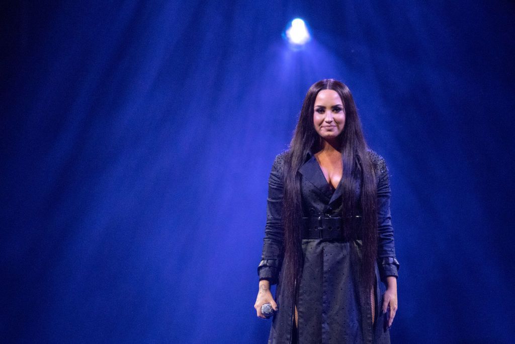 Demi Lovato účinkuje na koncerte SSE Hydro v Glasgowe