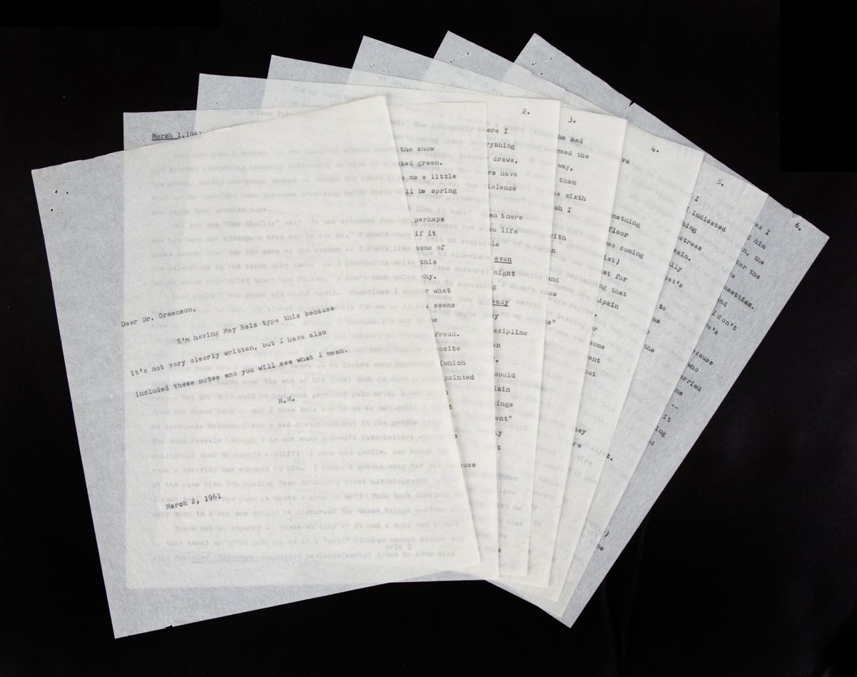 Text, Blanc, Línia, Paper, Negre, Paral·lel, Producte de paper, Monocrom, Blanc i negre, Propietat material,