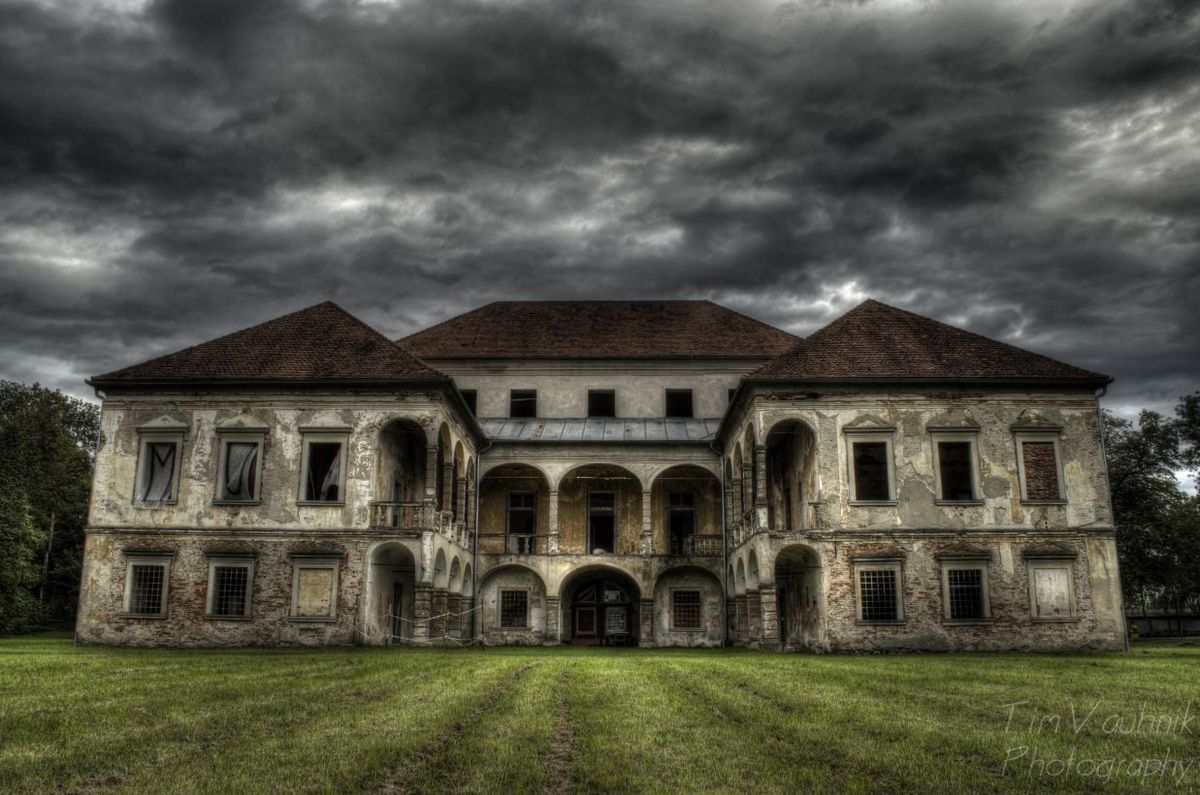 Perkebunan, Rumah, Properti, Mansion, Bangunan, Arsitektur, Manor house, Rumput, Langit,