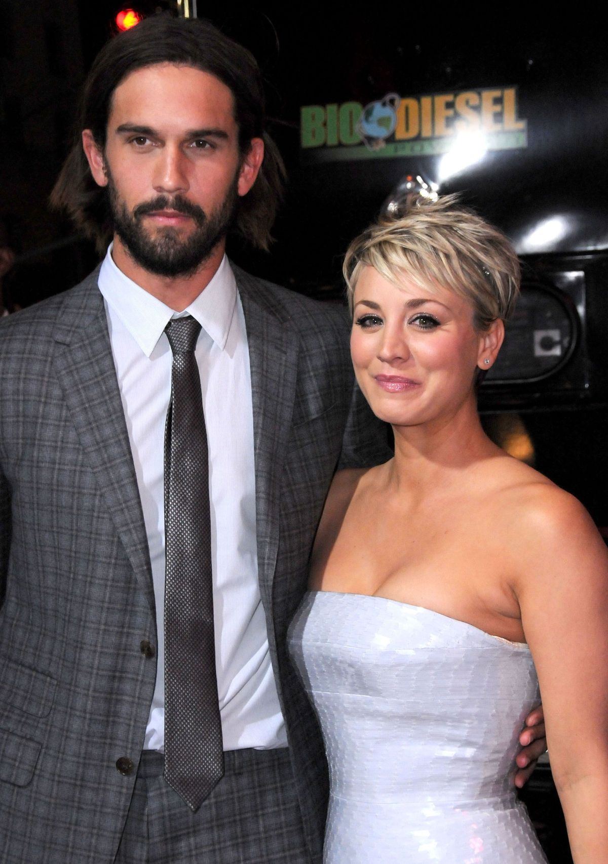 Tukaj sta The Real Reason Kaley Cuoco in Ryan Sweeting Split. Verjetno.