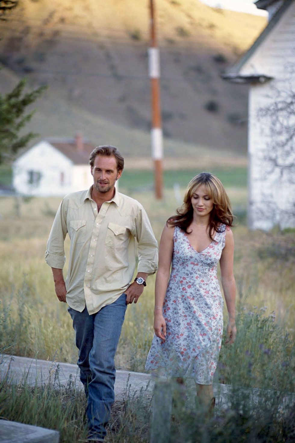 Celana, Kemeja, Jeans, Gaun, Denim, People in nature, One-piece garment, Day dress, Love, Pocket,