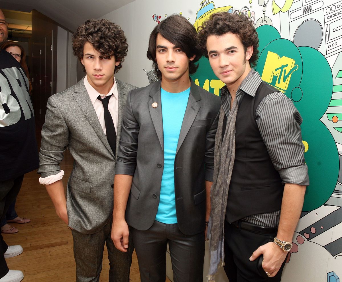 MTV TRL представя братята Jonas, T.I., Lady GaGa и Boys Like Girls