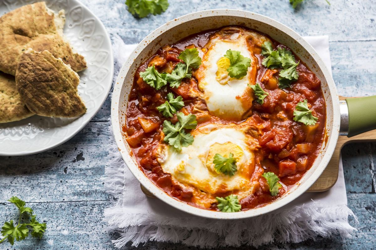 Papryka Shakshouka z naan