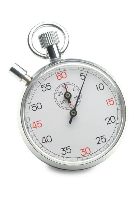 Produkto, Font, Carmine, Metal, Circle, Clock, Number, Instrumentong pagsukat, Materyal na pagmamay-ari, Panoorin,
