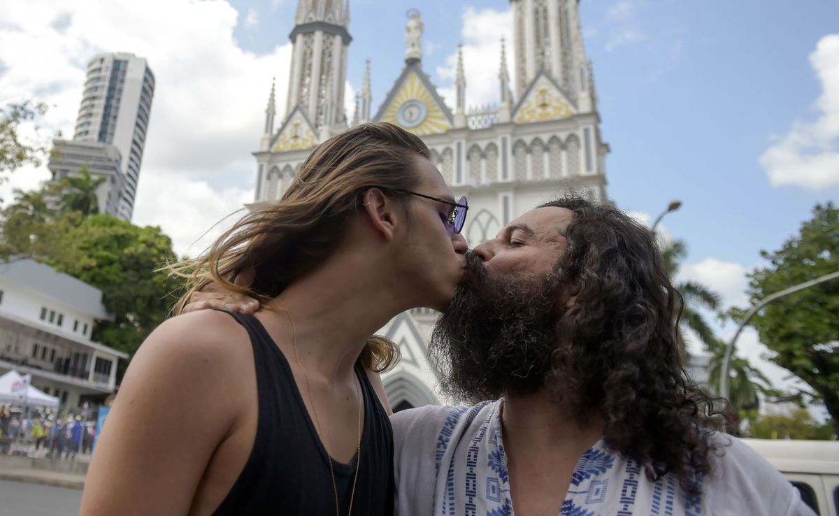 demonstração do papa do panamá e lgbt