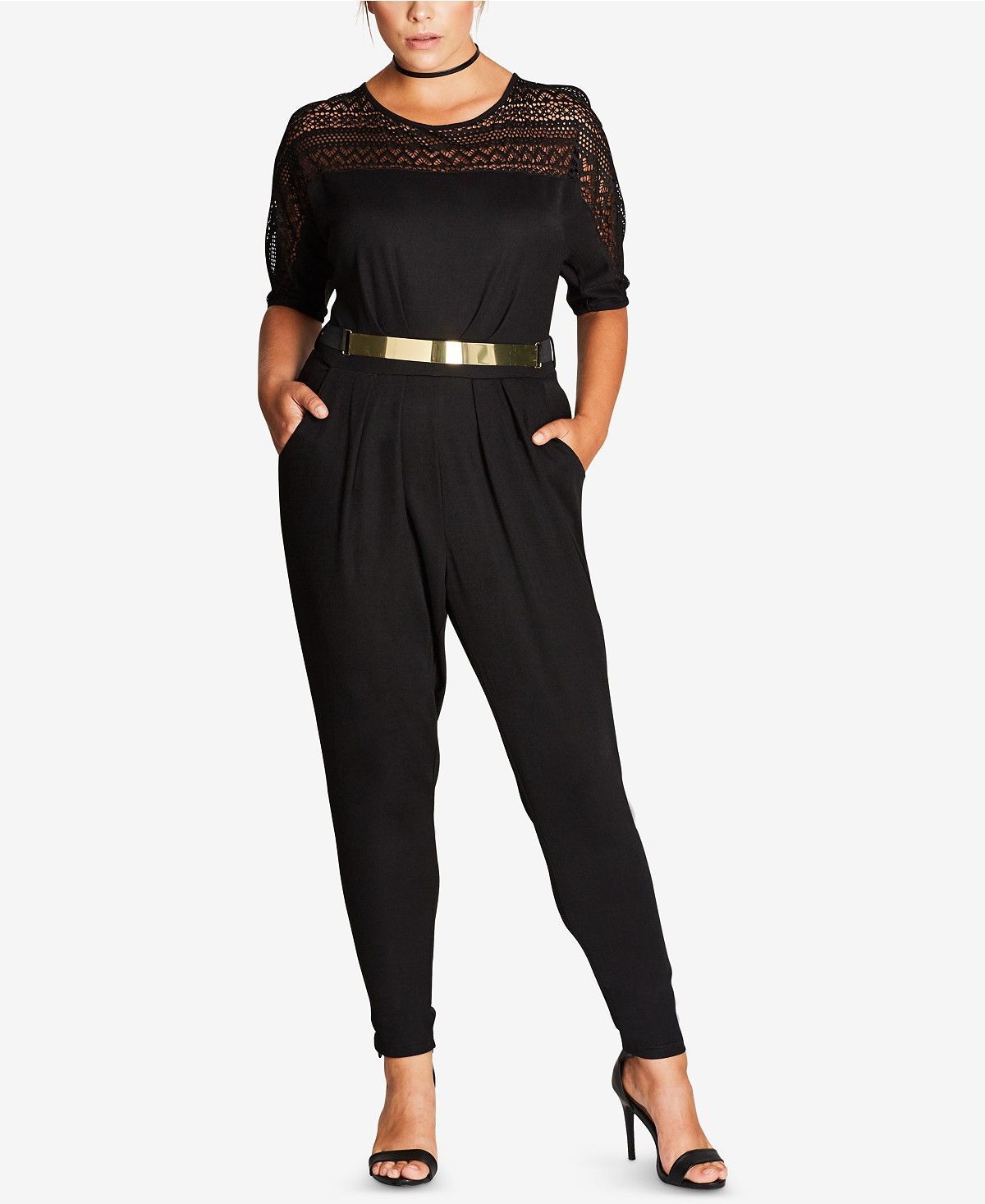 Roupas, Preto, Cintura, Manga, Ombro, Pescoço, Calças, De Pé, Perna, Articulação,