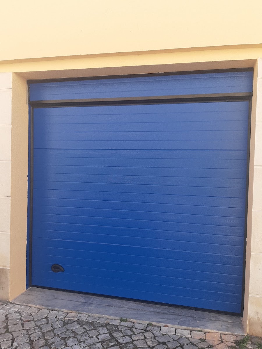 Genios Portas e Motores Garagem foto 2