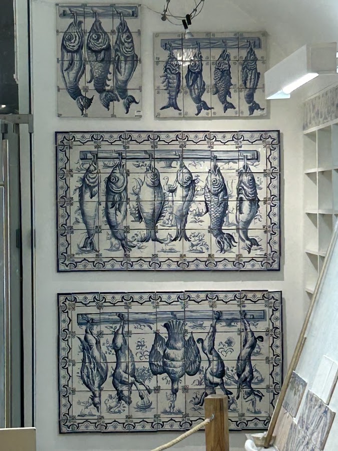 XVIII - Azulejo & Faiança | Loja Chiado foto 2