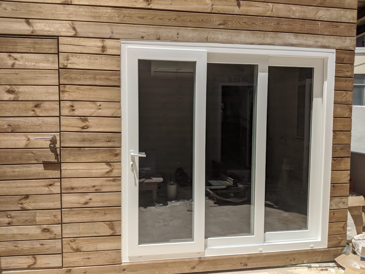 Comfort Lux - Janelas e Portas PVC foto 5
