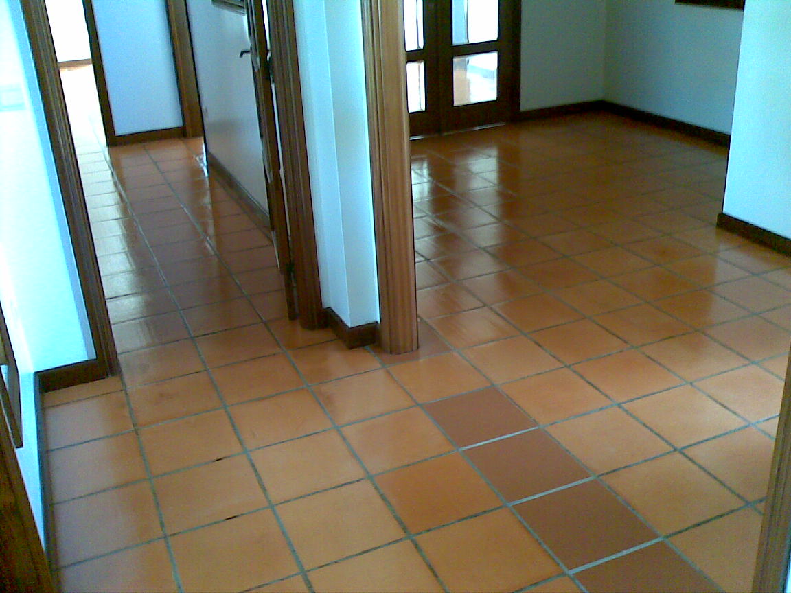 Cá Está Serviços unip lda.