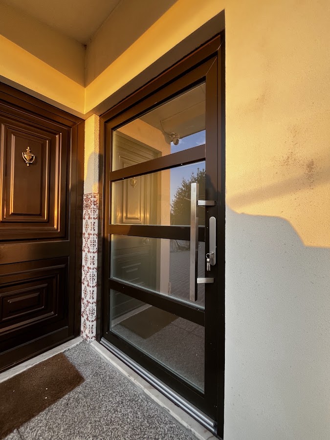 Viron - janelas e portas em PVC