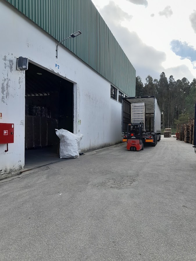 Favicri - Fábrica de Vidros e Cristais Ltda foto 4