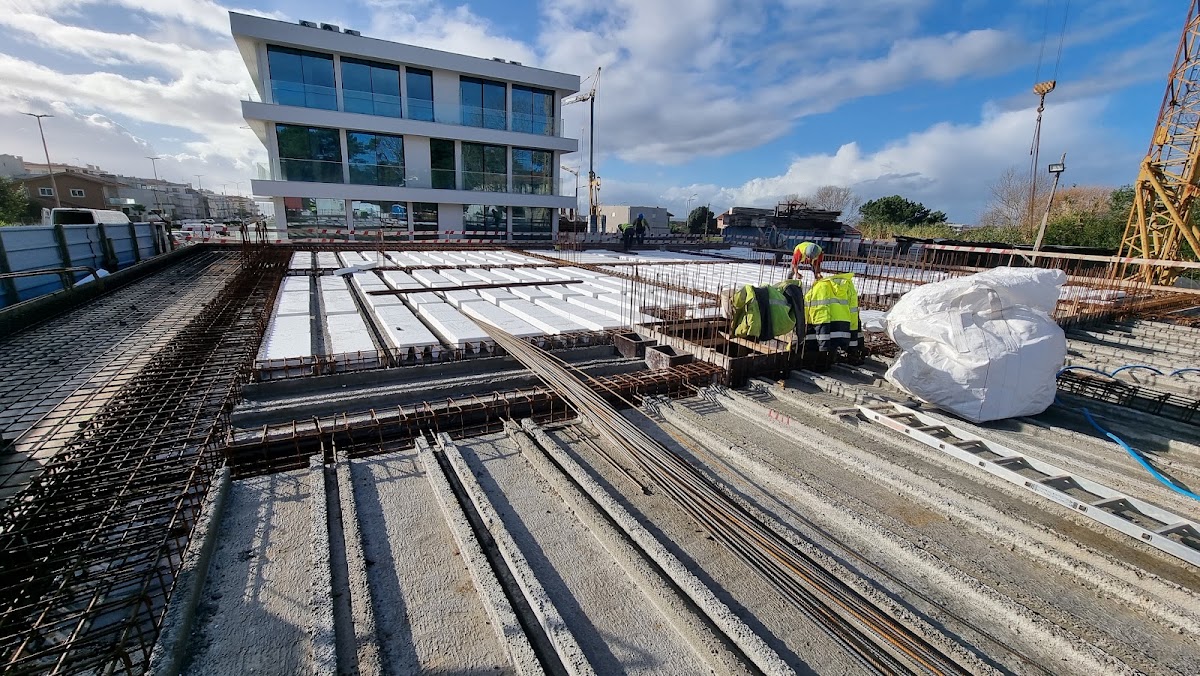 MRU CONSTRUÇÕES MARCO REGO UNIP LDA foto 3