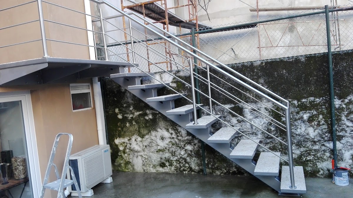 Serralharia Ferral-Construções Metálicas