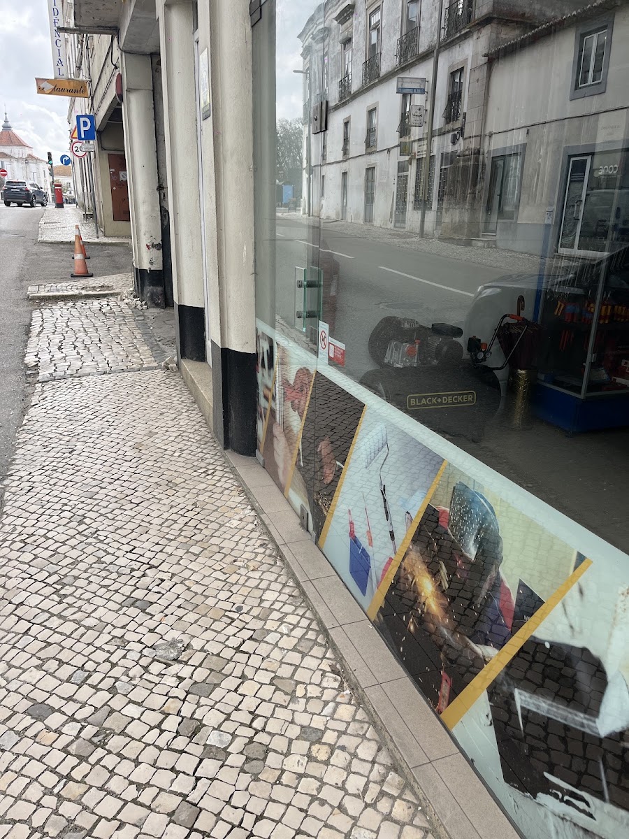 Dias & Correia, Lda