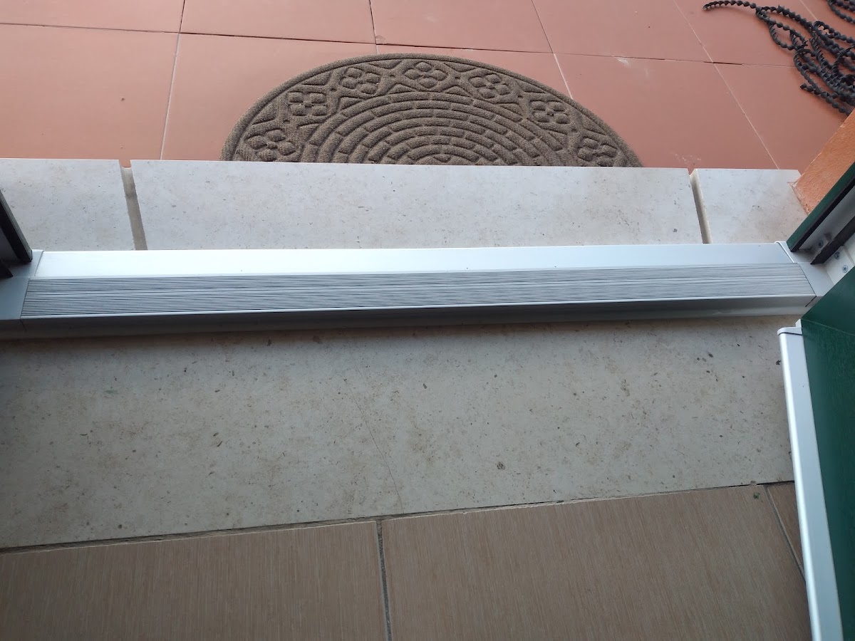 Alu-M - Caixilharia de Alumínio e PVC Lda. foto 5