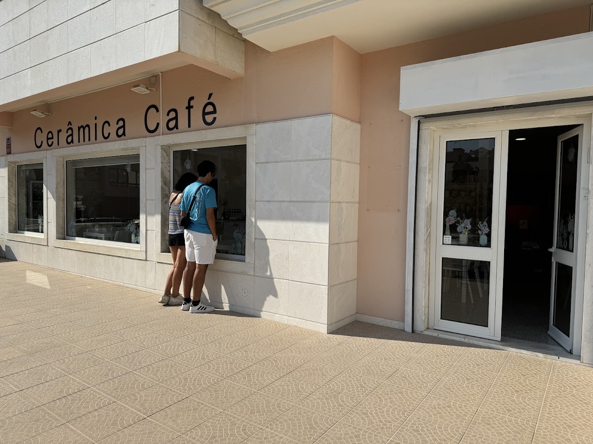 🍶 Ceramica Café