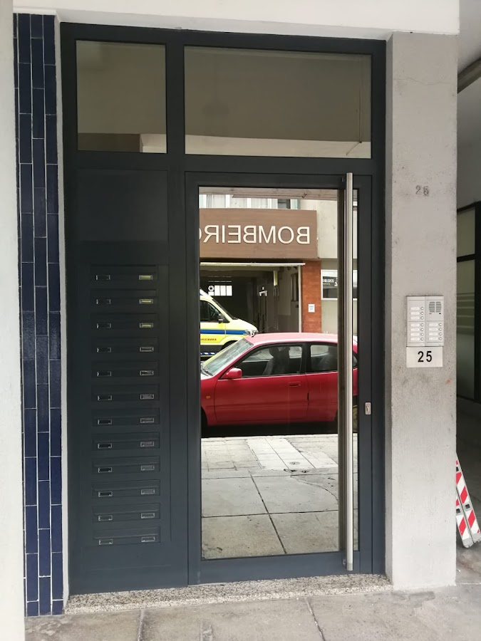 Ferrariu - Serralharia, Lda foto 8