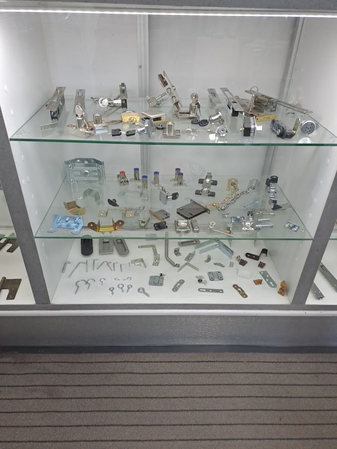 Paulimane-Ferragens Manuel Carmo &amp; Azevedo lda foto 7