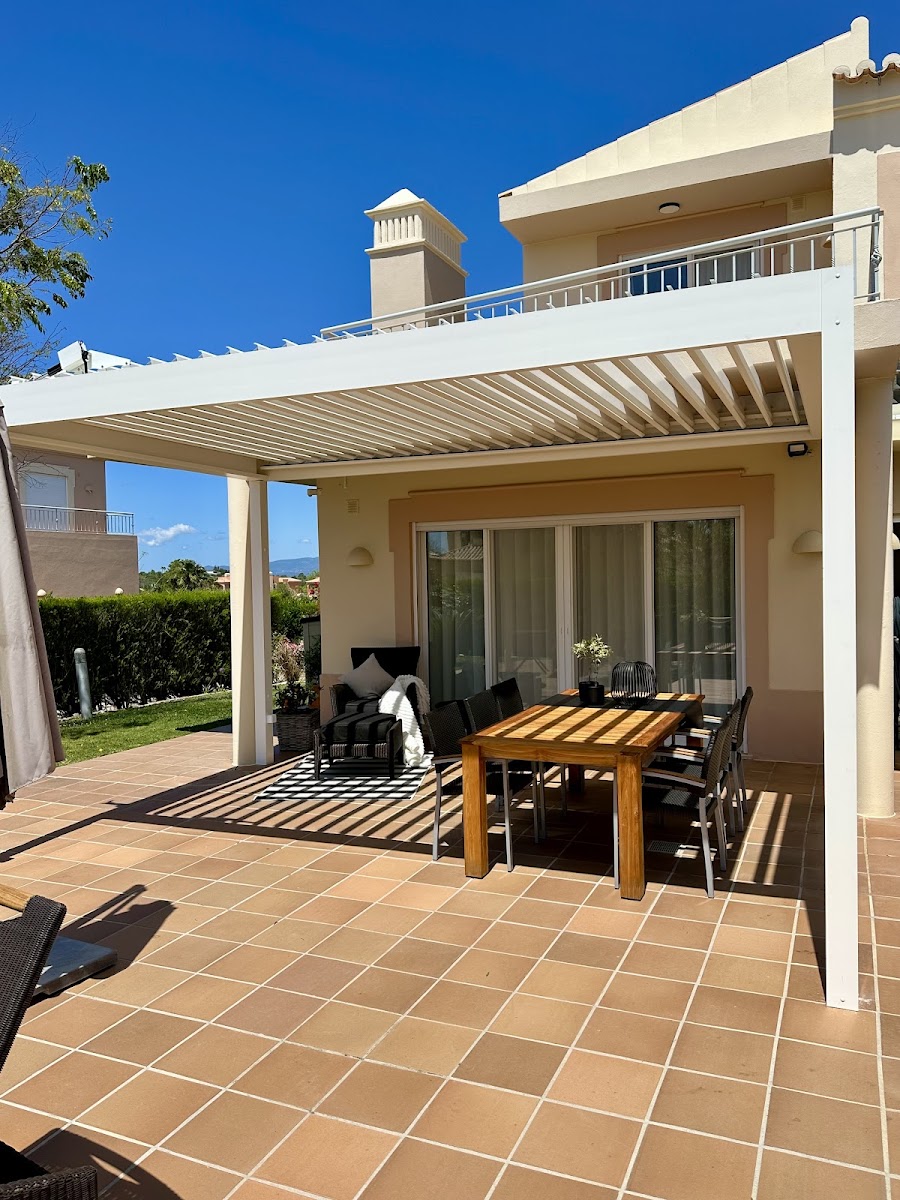 Conceptance Lda - Solembra Bioclimatic Pergolas (Portugal) foto 3