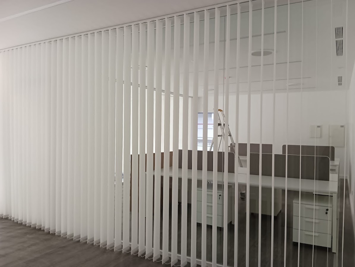 Prisma Solar Unipessoal Lda - Estores Toldos Cortinas foto 4