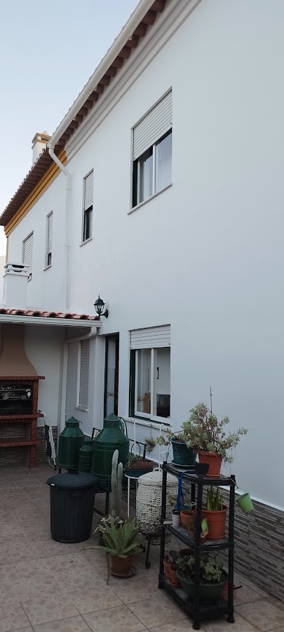 Edimar Ferreira - Pintura e remodelação em Évora foto 3