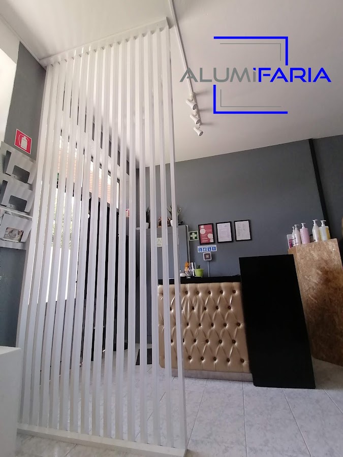 ALUMIFARIA - Indústria de Serralharia