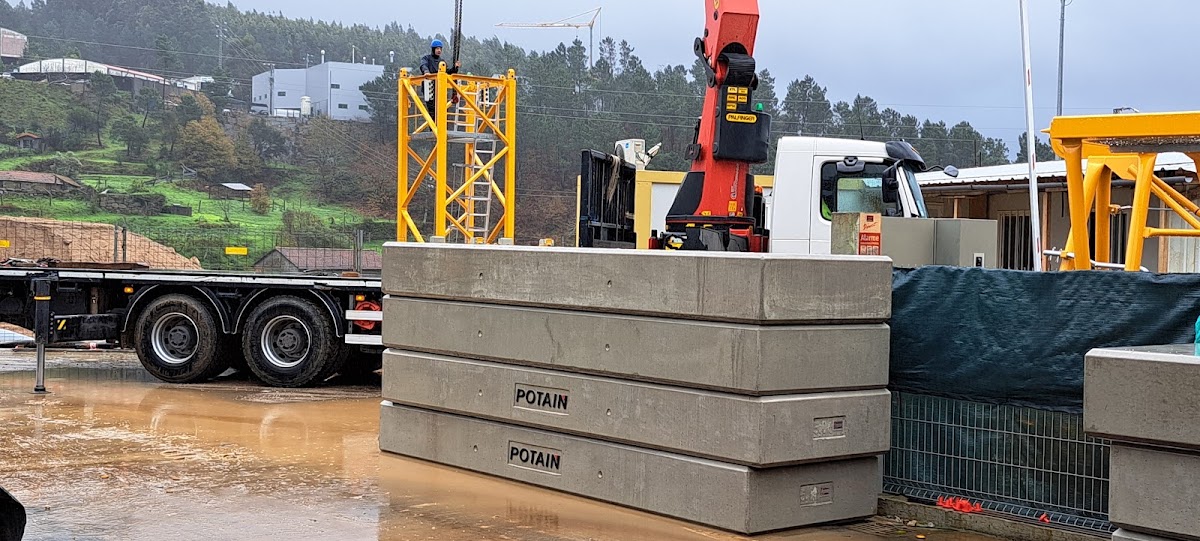 Flavial - Comércio E Aluguer De Equipamento Para Construção Civil Lda foto 10