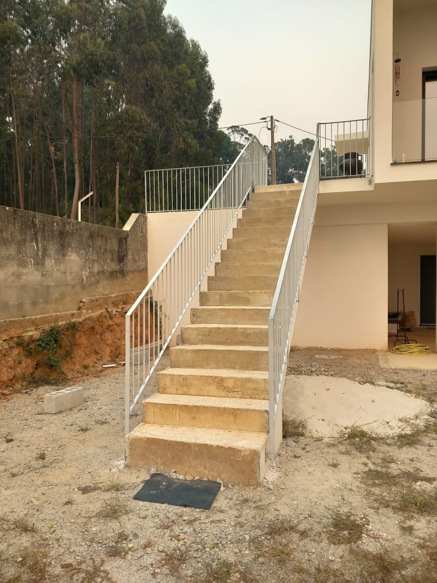 Fernando Castro Soares-serralharia Civil Lda