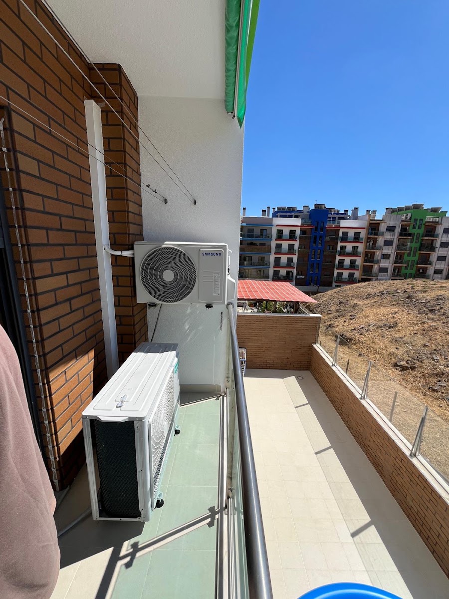 Cristech Climatização foto 4