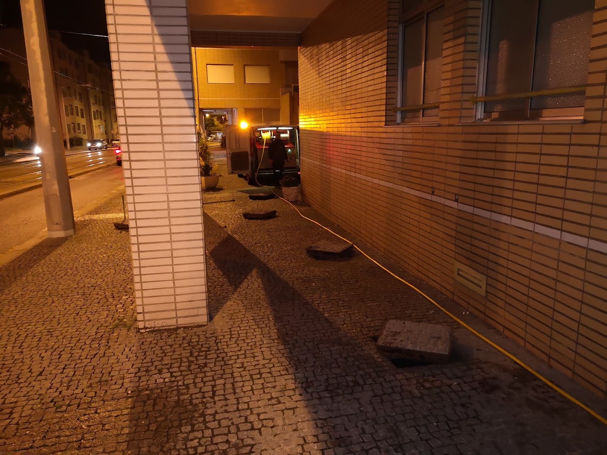 DESENTUPIMENTOS Ti-No-Ni ESGOTOS PORTO/GONDOMAR/MATOSINHOS/V.N.GAIA foto 8