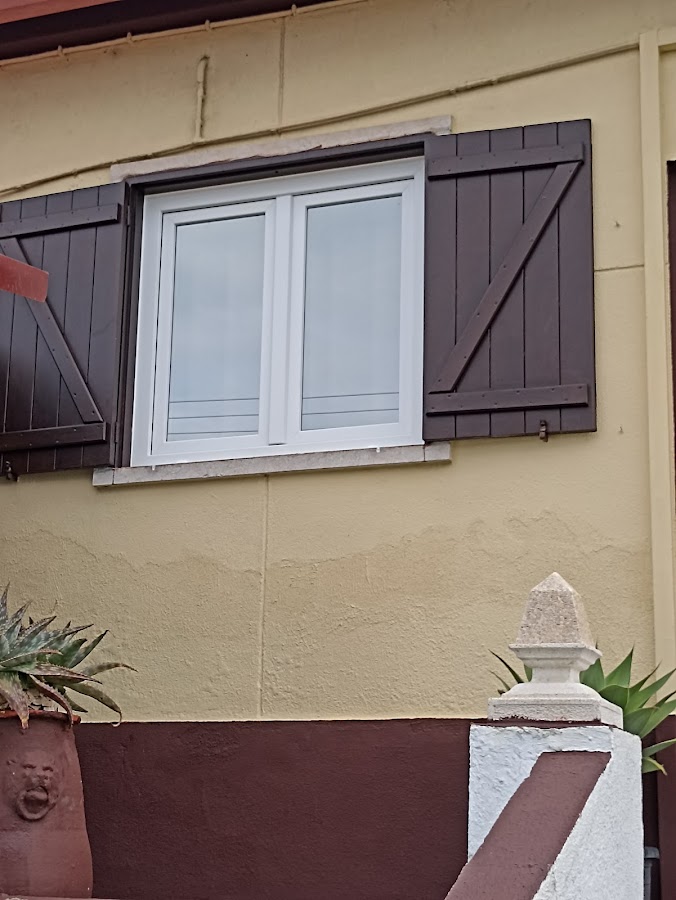 Janela Aberta Alumínios, Pvc e Remodelações foto 4