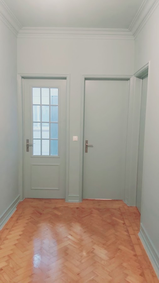 Marvila lisbon Painter &Tiles Services foto 7