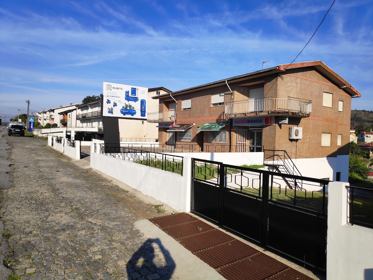 Maquibraga-Máquinas e Ferramentas de Braga Lda foto 5