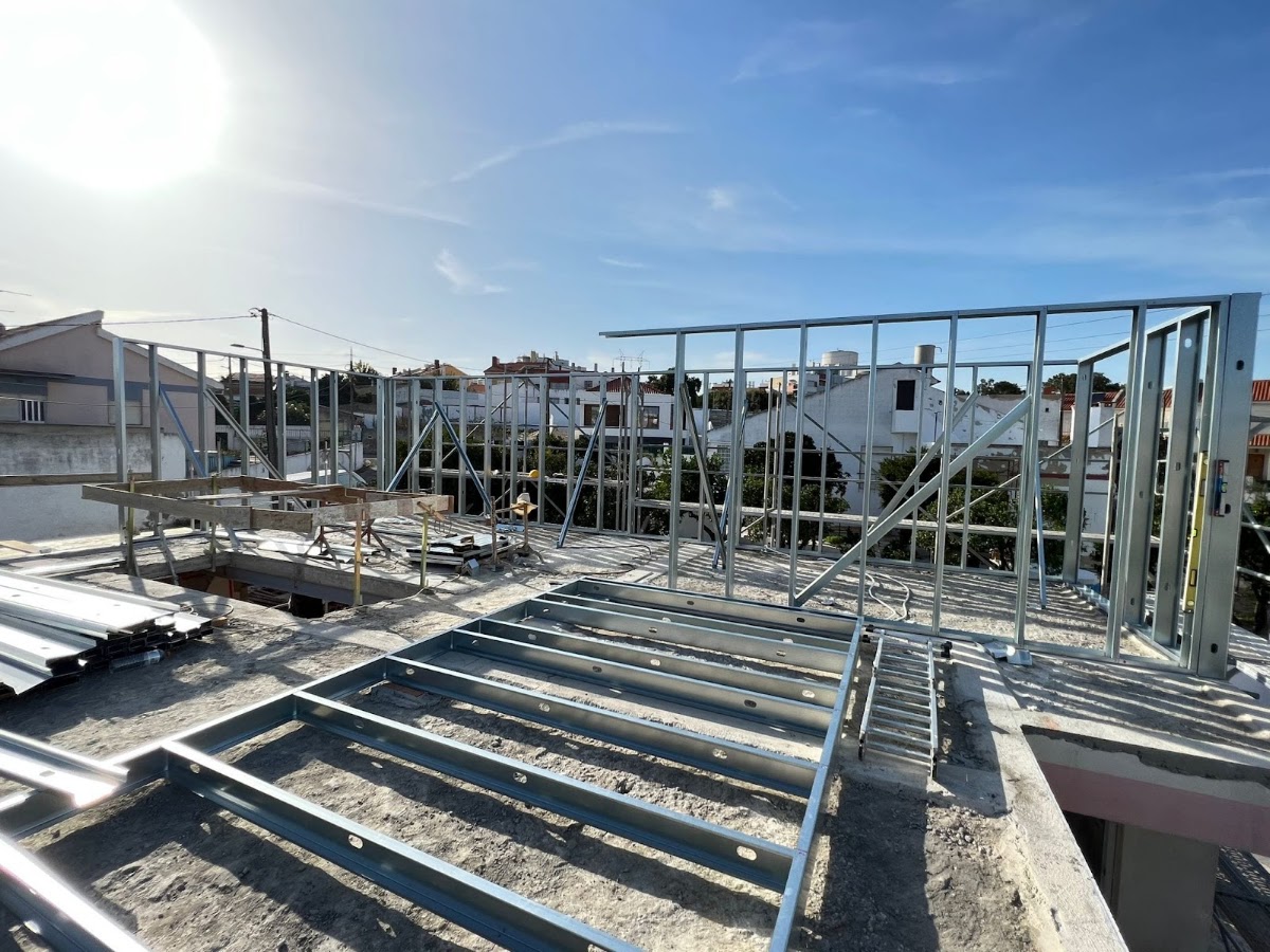 Castillo e Ferreira Construções Metalicas lda. foto 3